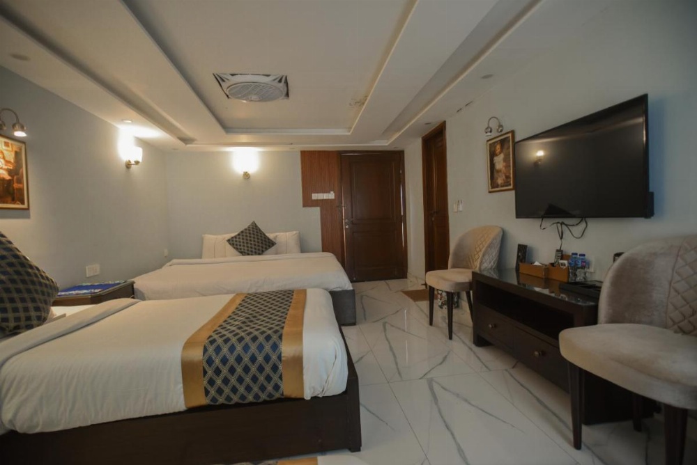 Room image 2